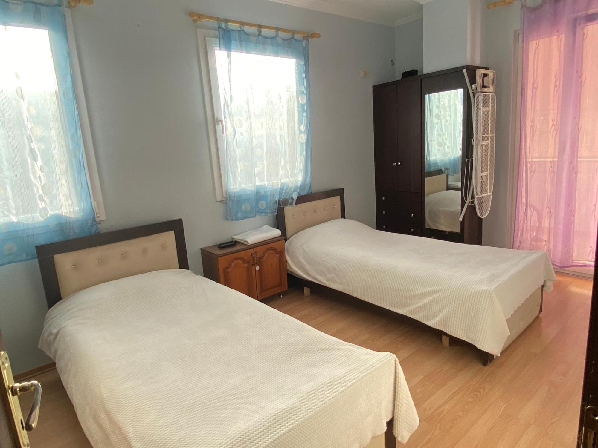 Comfortable 2-Br For 4 地拉那 外观 照片