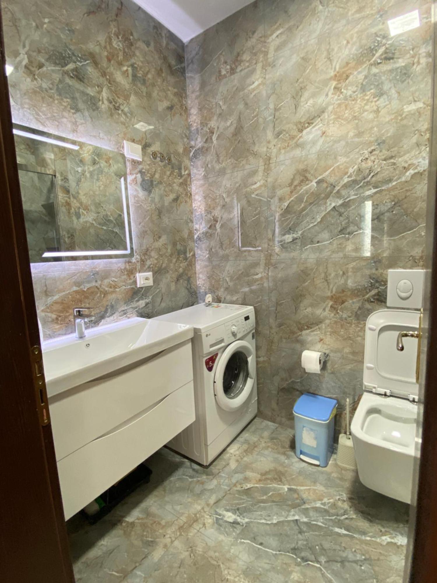 Comfortable 2-Br For 4 地拉那 外观 照片