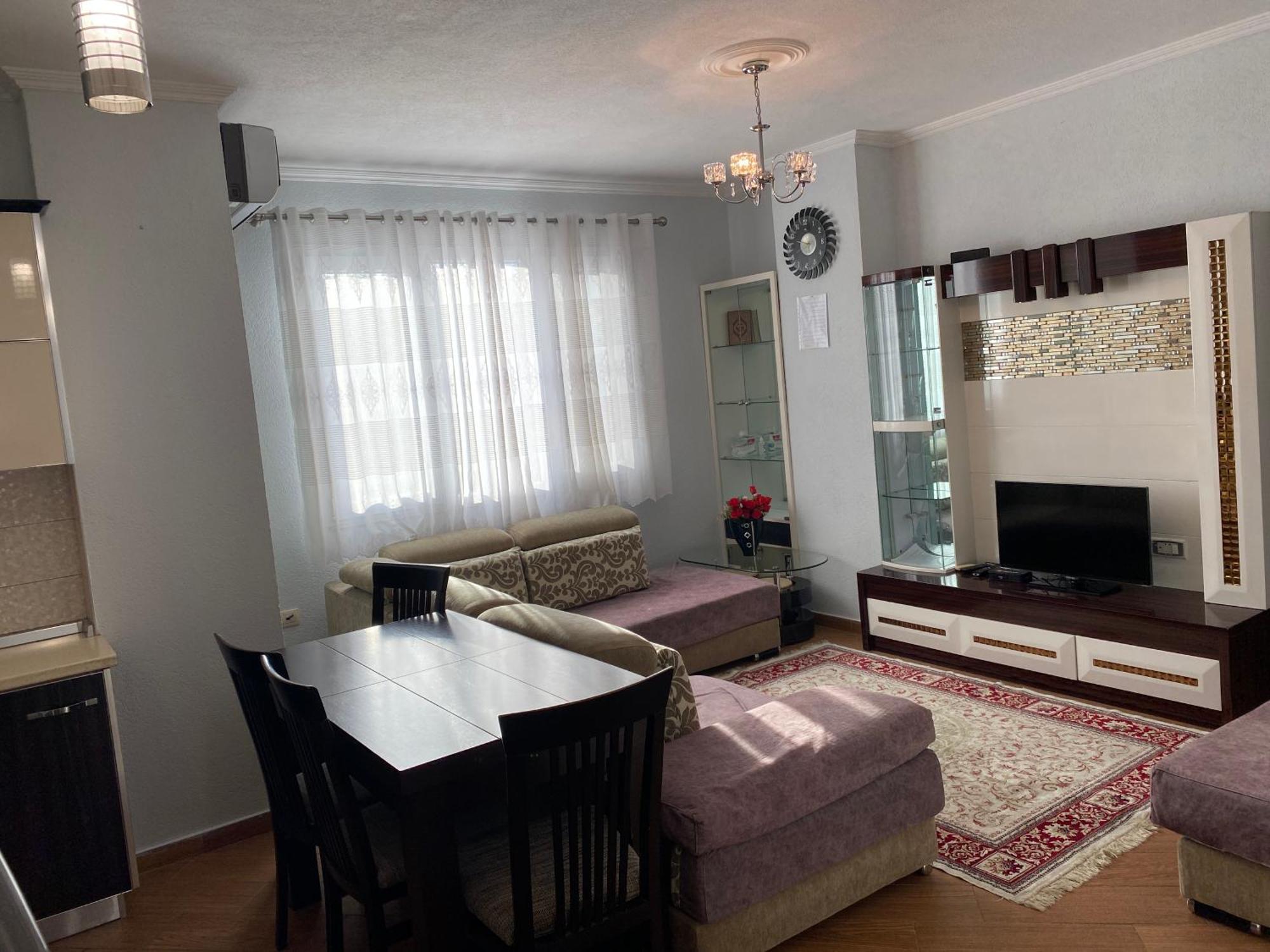 Comfortable 2-Br For 4 地拉那 外观 照片